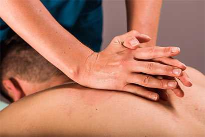 Effective-pain-treatment-deep-tissue-massage